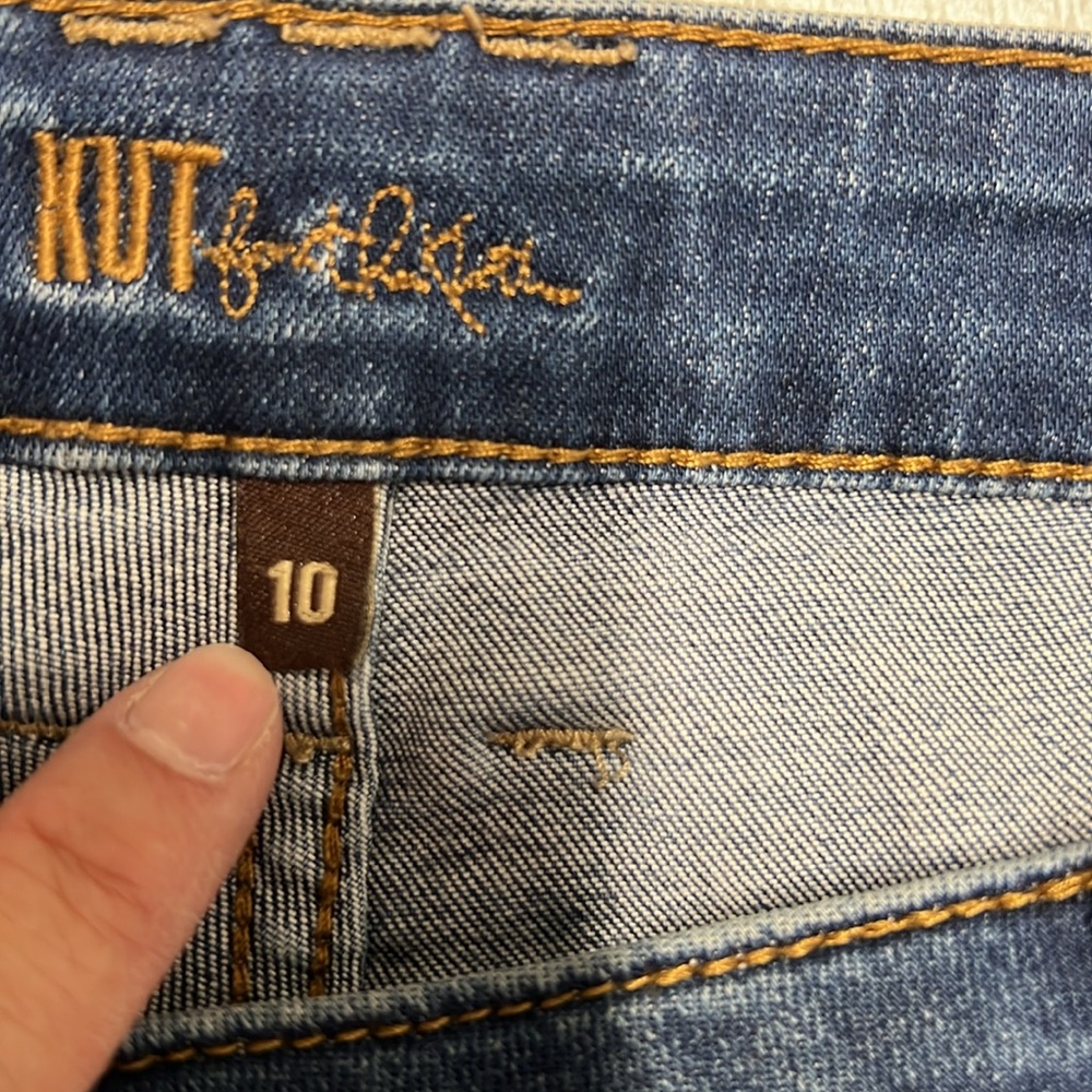 Kut from the Kloth Jeans, Size 10 - Picture 4 of 7